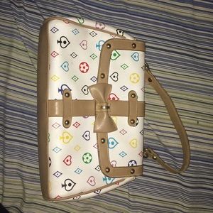 An Elka handbag with pattern.